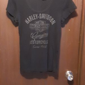 Harley-Davidson shirt